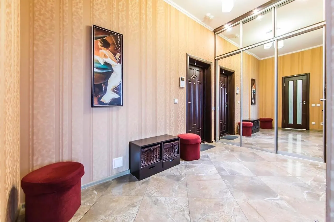 Rent-Kiev 2 Min Metro Chernihivska Lux Киев