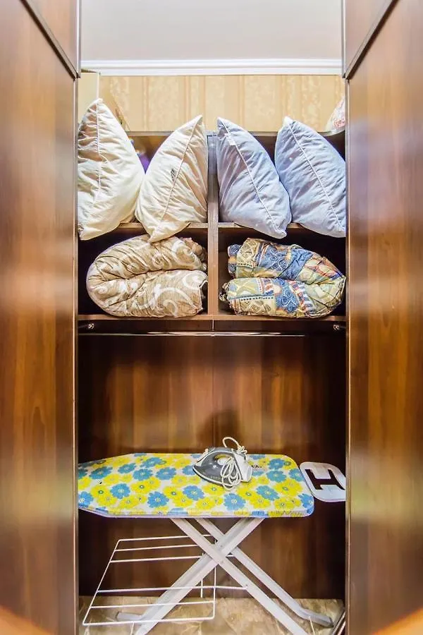 Апартаменты Rent-Kiev 2 Min Metro Chernihivska Lux Украина